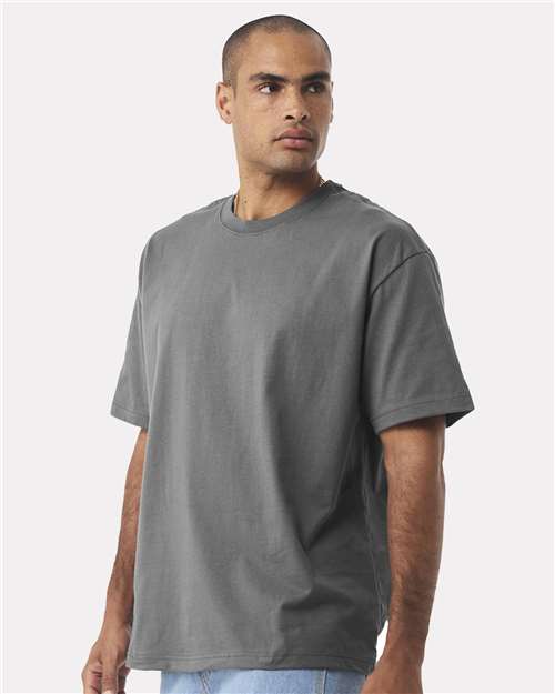 BELLA + CANVAS 4610 Asphalt model side