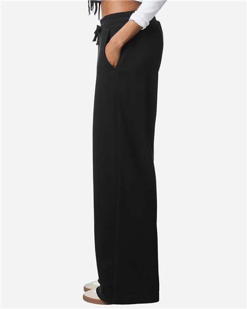 American Apparel FTP00 Black model side