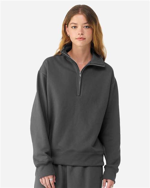 BELLA + CANVAS 4740 Asphalt model front