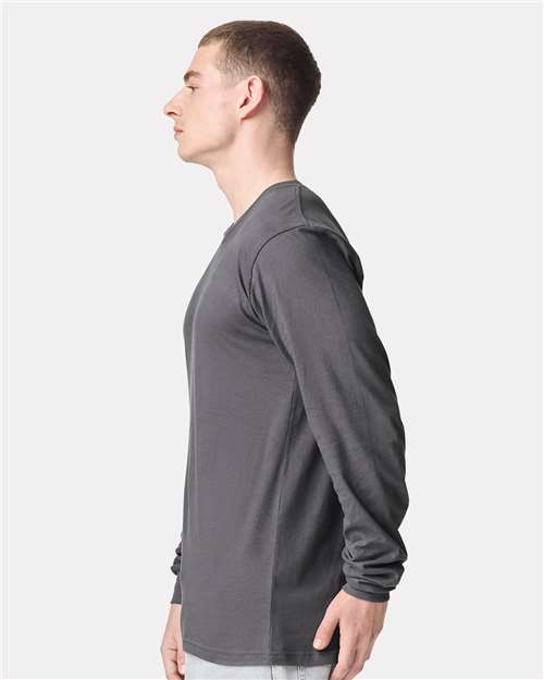 American Apparel 2007 Asphalt model side