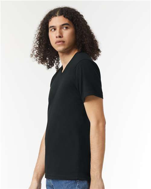 American Apparel 2006CVC Black model side